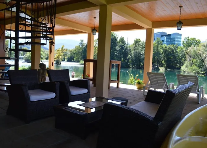 My Island ヴィラ Bihać